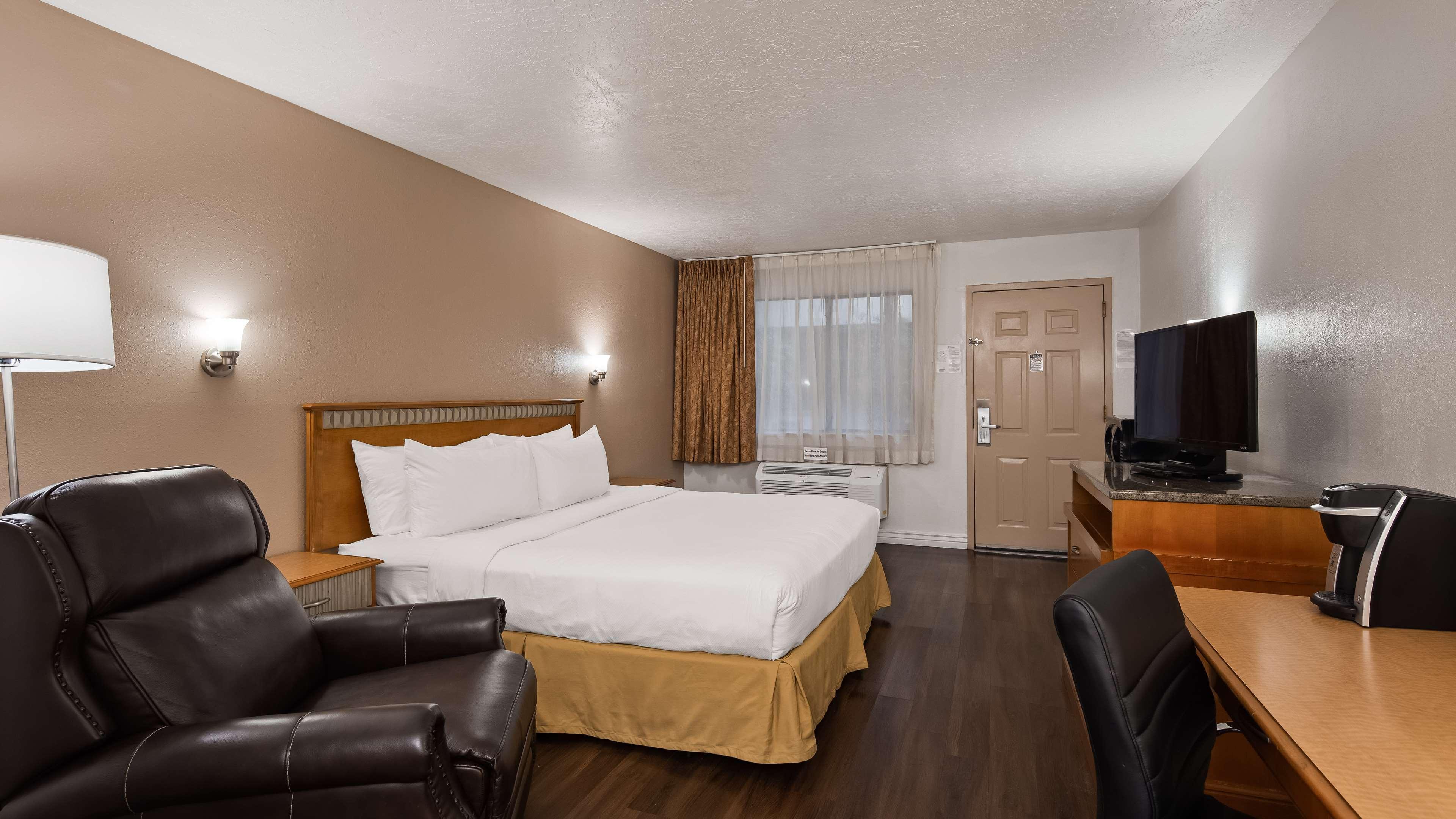 Surestay Plus Hotel By Best Western Albuquerque I-40 Eubank Екстер'єр фото