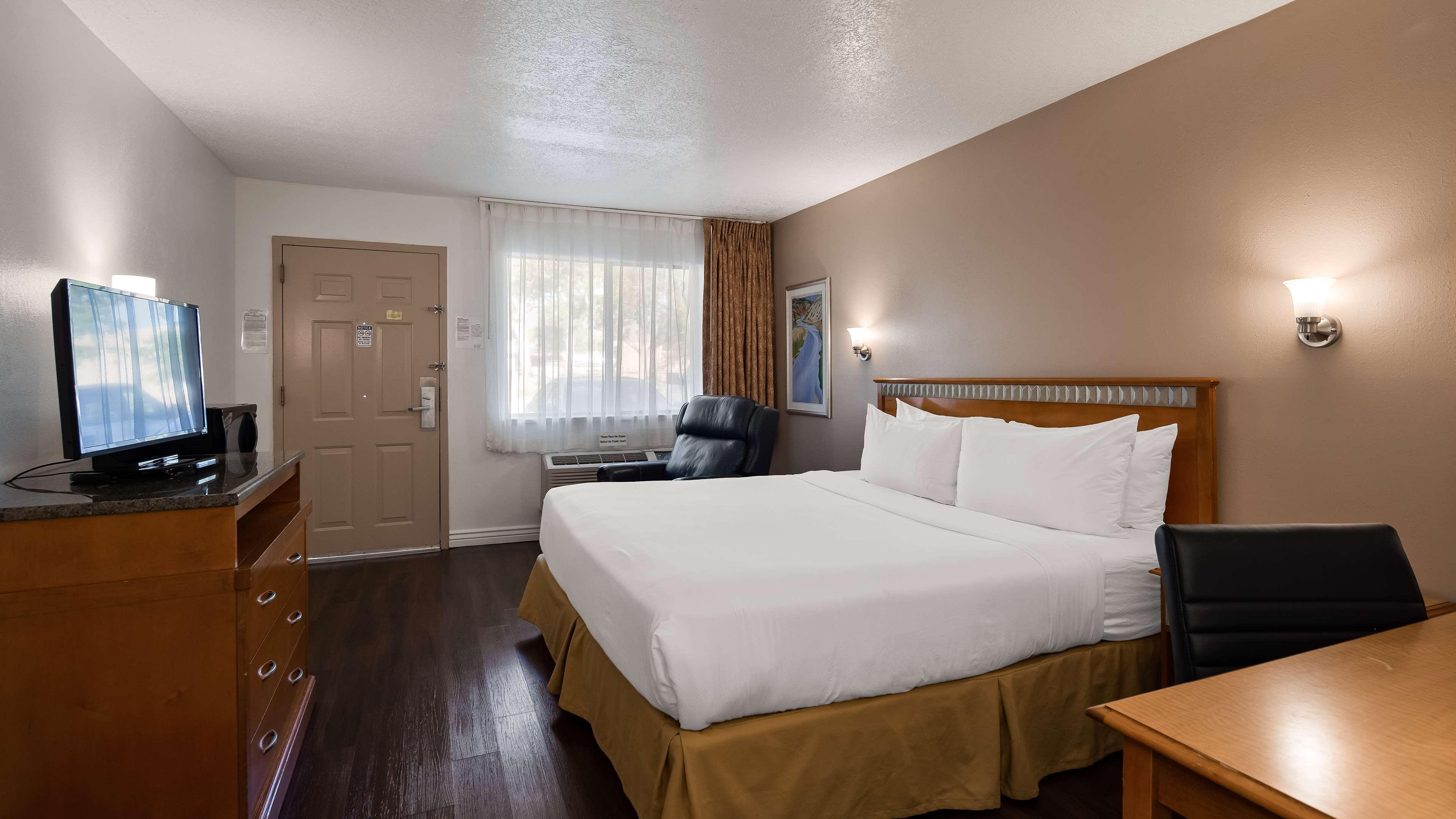 Surestay Plus Hotel By Best Western Albuquerque I-40 Eubank Екстер'єр фото