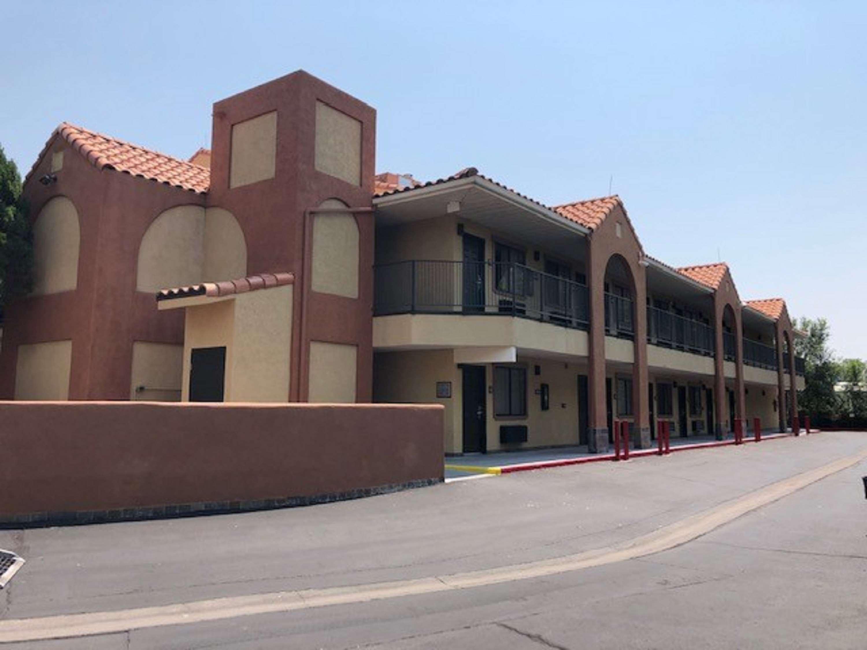 Surestay Plus Hotel By Best Western Albuquerque I-40 Eubank Екстер'єр фото